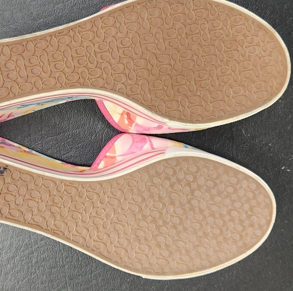 Coach Monogram Perry Buckle Wedges New without tags or box - Picture 5 of 6